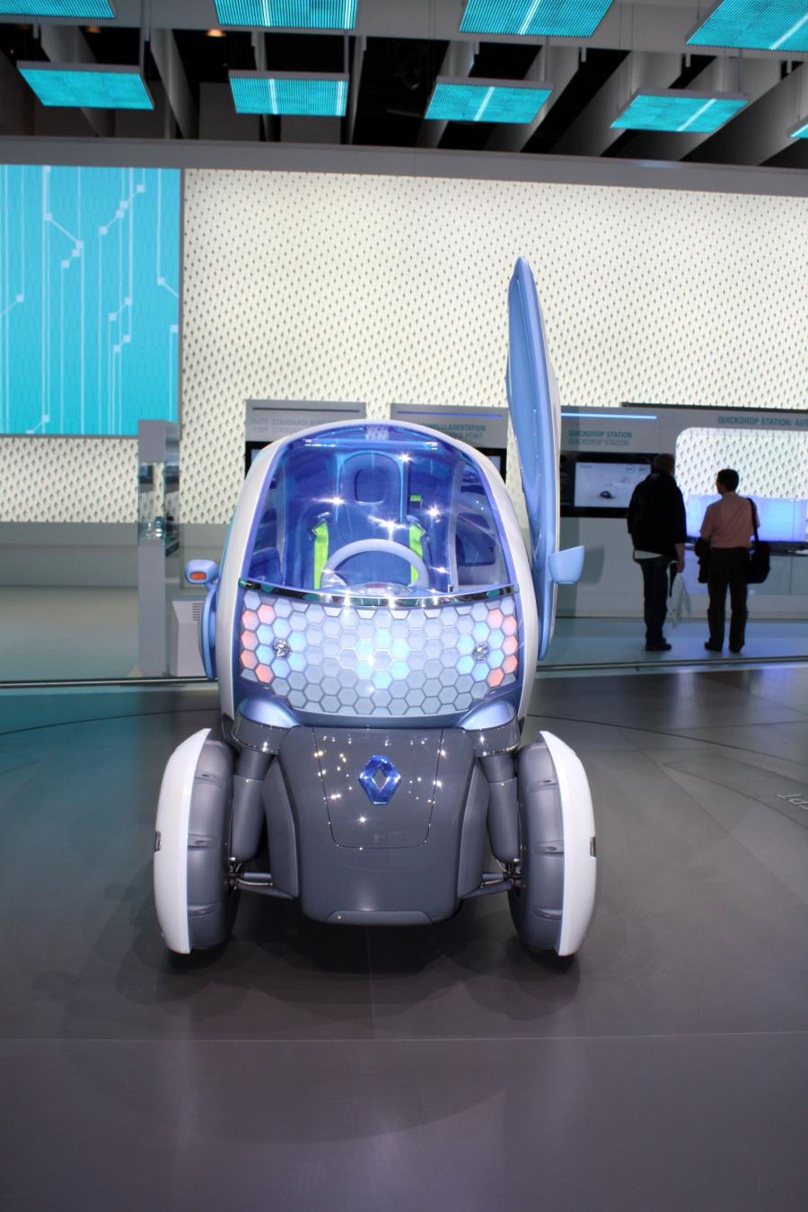  Renault Twizy Z.E. Concept 2009 года  (фото 14 из 41)